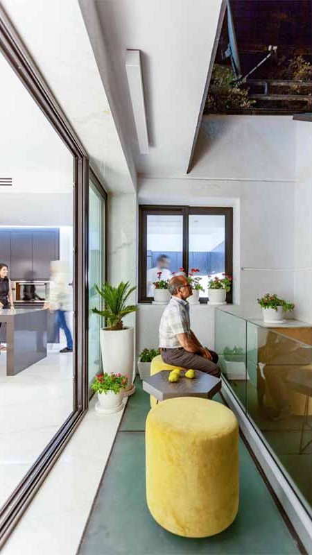 رتبه سوم برندگان گروه بازسازی