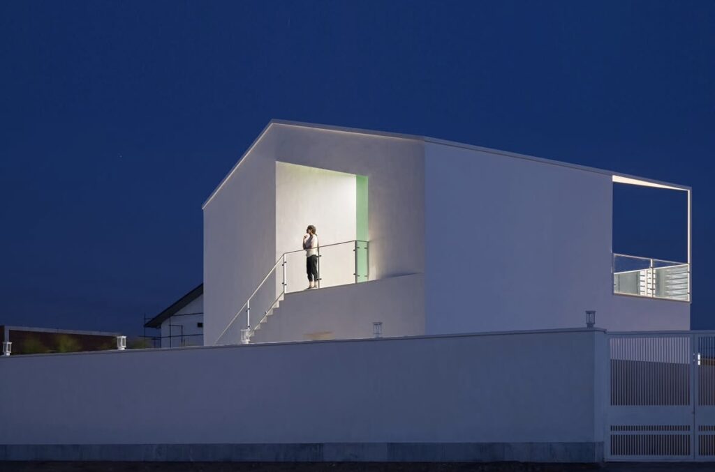 برگزیدگان گروه ویلایی ششمین دوره جایزه شیراز