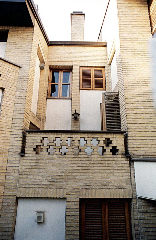 رتبه پنجم جایزه معمار 1381