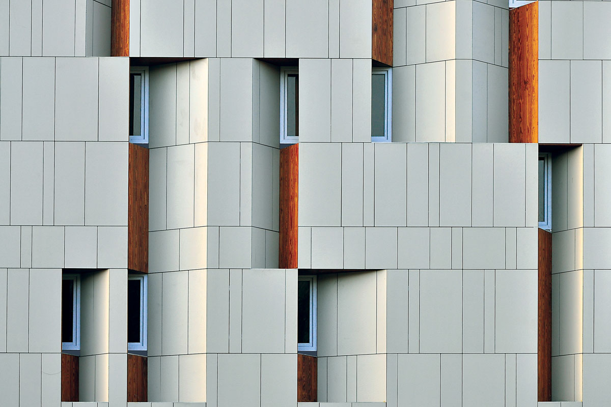 رتبه دوم مشترک گروه بازسازی