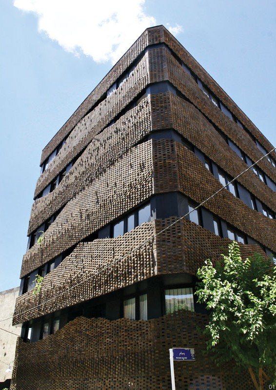 رتبه سوم گروه مسکونی - آپارتمانی