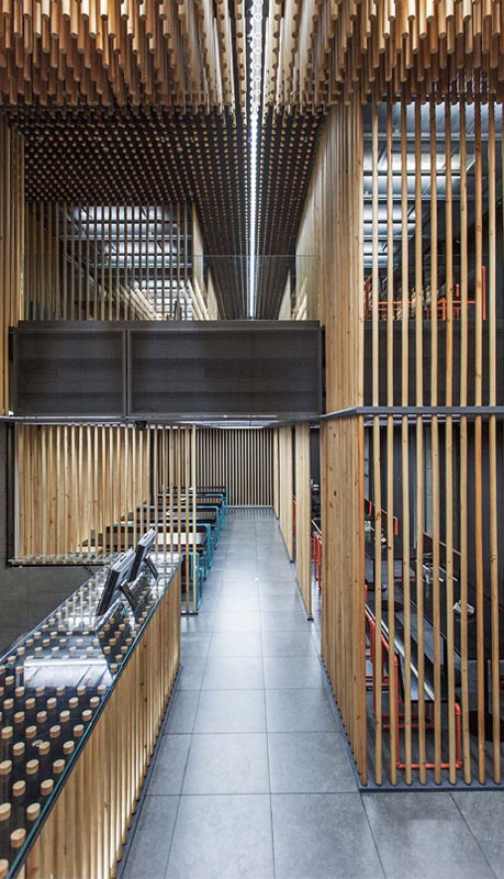 رتبه سوم گروه بازسازی