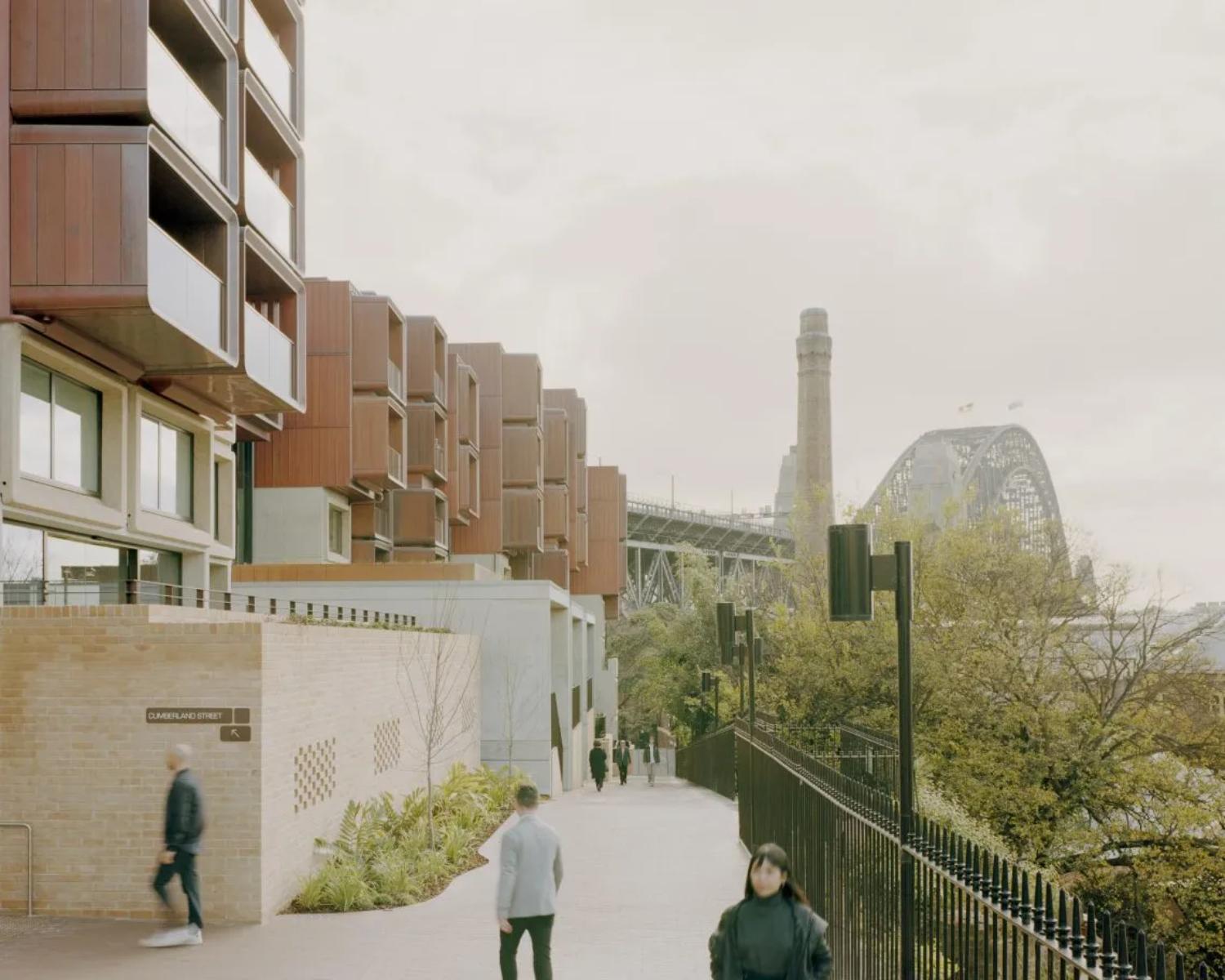 بازتوسعه Sirius اثر BVN