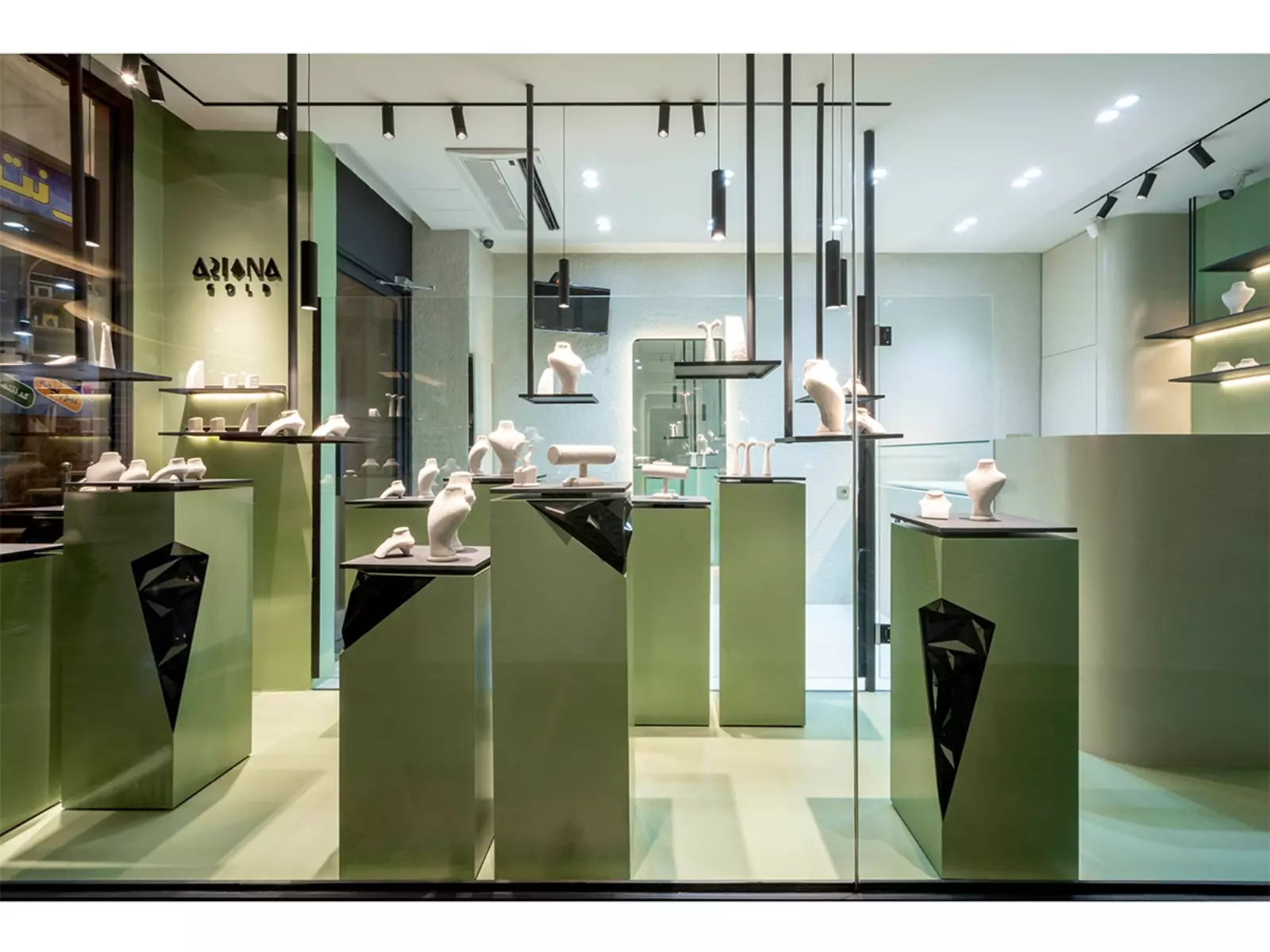 گالری طلا و جواهرات آریانا