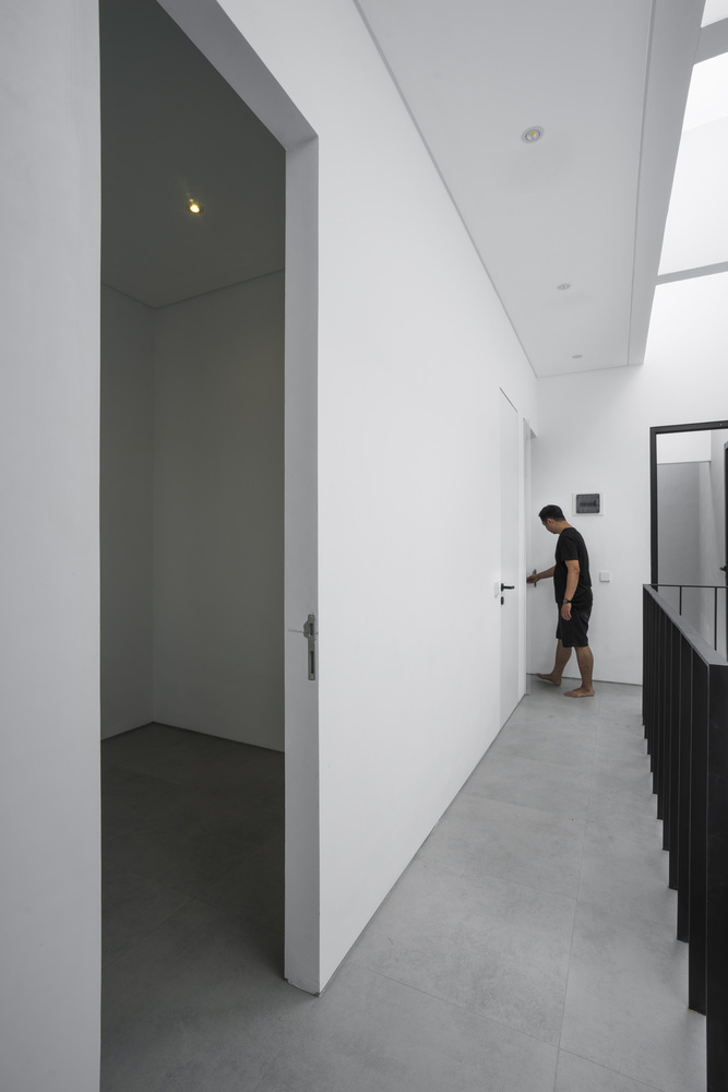 TYPE_A_33_CORRIDOR