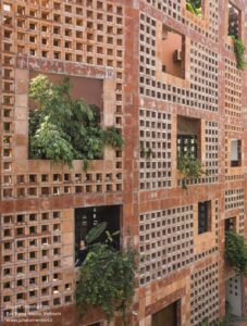 00_Bat_Trang_House_04_Close_view_to_the_facade_