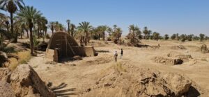 بزرگ‌ترین طاق قوسی خشتی جهان در روستای جهانی اصفهک از توابع شهرستان طبس در حال ساخت است.