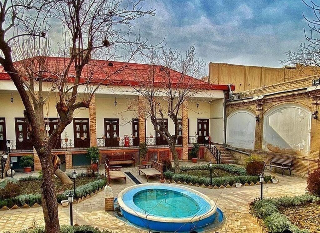 خانه مهربان
