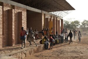 Burkina Faso, Gando. Grundschule. Arch. Francis Kere.
Primary school.
Foto: Erik-Jan Ouwerkerk
