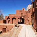 پایان عملیات مرمت آتشکده «هار پارک» روستای تاریخی ابیانه