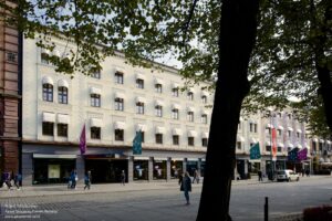PALEET_02_Facade_Nils_Petter_Dale