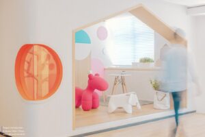 09_kids_area