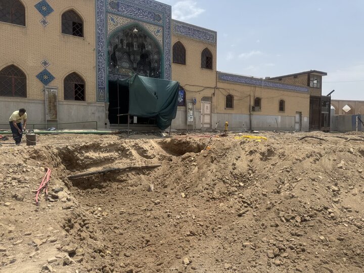 مسجد کمرزرین