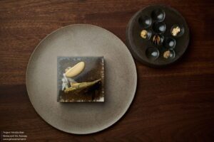 restaurant-iris-norm-architects_38