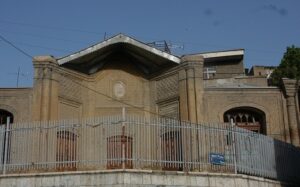 آغاز مرمت و احیای بنای تاریخی ساختمان میر ملاس در خرم‌آباد لرستان