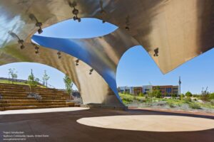 plaza-comunitaria-skyroom-mcclain-plus-yu-architecture-and-design_6