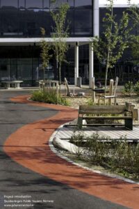 skakkeringen-public-square-locallll-plus-pir2_8
