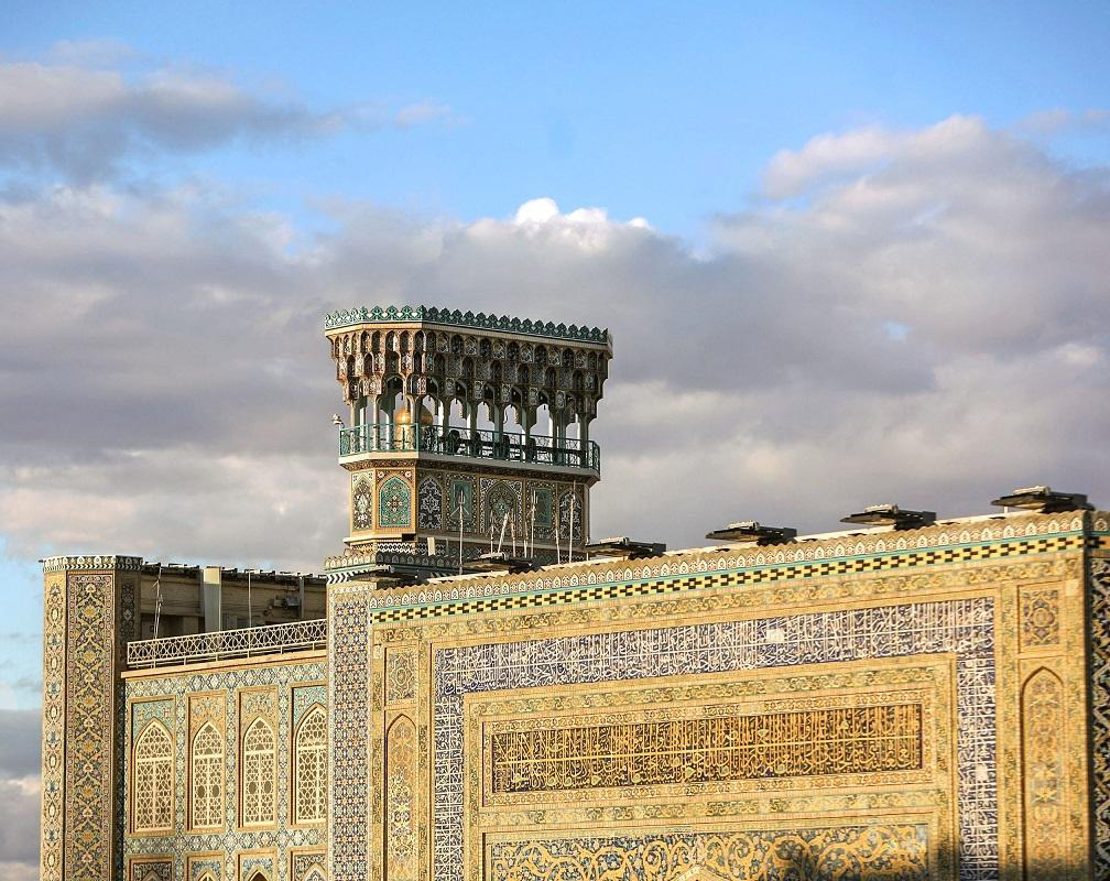 آغاز مرمت ایوان ساعت و ایوان تلگراف‌خانه دو نماد تاریخی در حرم مطهر رضوی