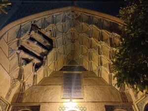 مقرنس های بنای «قوامی» حافظیه فرو ریخت!