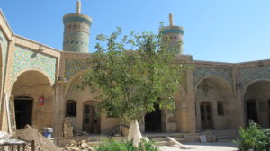 مرمتِ مشارکتی مسجد و مدرسه‌ خانم زنجان