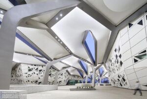 002_ZHA_KAPSARC_Central_Courtyard_©Hufton_Crow