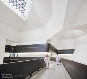 006_ZHA_KAPSARC_Lobby_2F_©Hufton_Crow