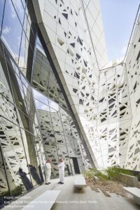 008_ZHA_KAPSARC_Interior_Courtyard_©Hufton_Crow
