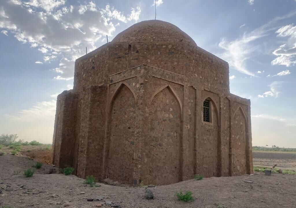تنهایی و تخریب تدریجی میر زبیر در سیرجان