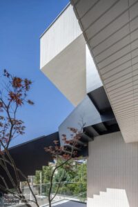 Frenzy+Stair-Exterior-SepideElmi-01