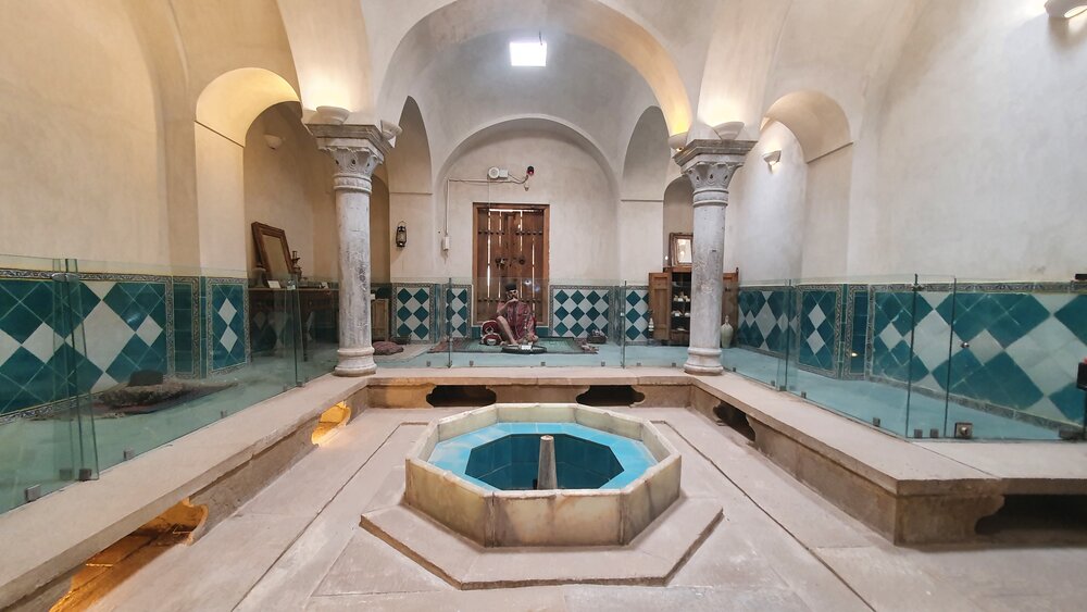 مرمت موزه سنگ قلعه چالشتر چهارمحال و بختیاری