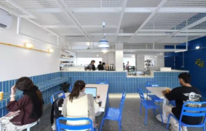 Zest_Cafe_-_Photo_by_Vahid_Joudi__33_