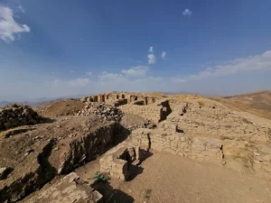 قلعه تاریخی حسن‌آباد سنندج