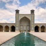 توقف فوری حفاری غیرمجاز در حریم مسجد وکیل با ورود میراث‌فرهنگی فارس