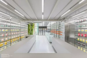 072A7004-copy-scaled