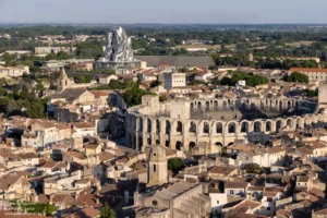 برج لوما آرل LUMA Arles