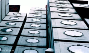 برج کپسولی ناکاگین Nakagin Capsule Tower