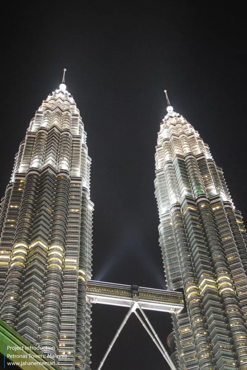 برج‌های دوقلوی پتروناس Petronas Towers